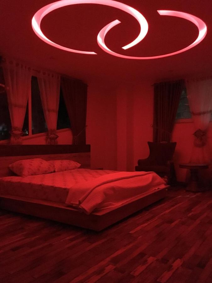 Aloche Apartments Мюри Екстериор снимка