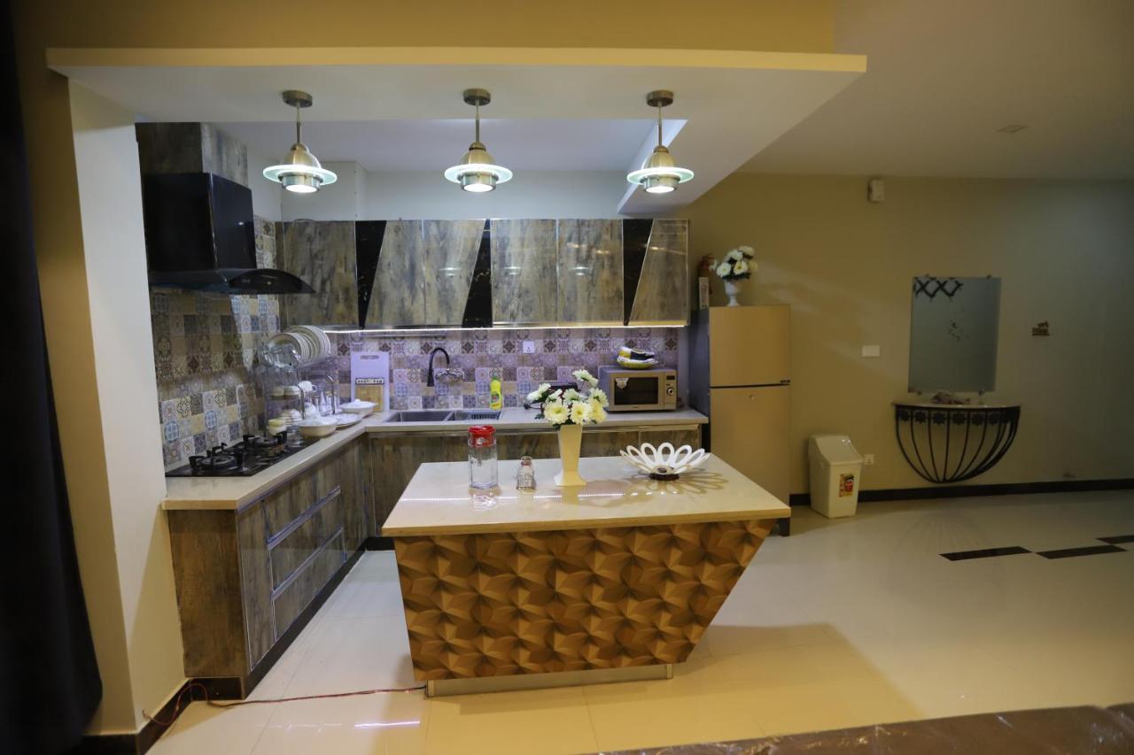 Aloche Apartments Мюри Екстериор снимка